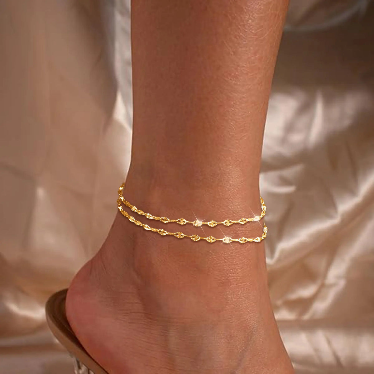 Loyalove 14K Gold Plated Dainty Layered Ankle Bracelets for Women, Waterproof Gold Link Chain Anklets Non Tarnish Set Pack Summer Beach Jewelry Gift Trendy Jewellery Accessories Elegant Fashion Accessories