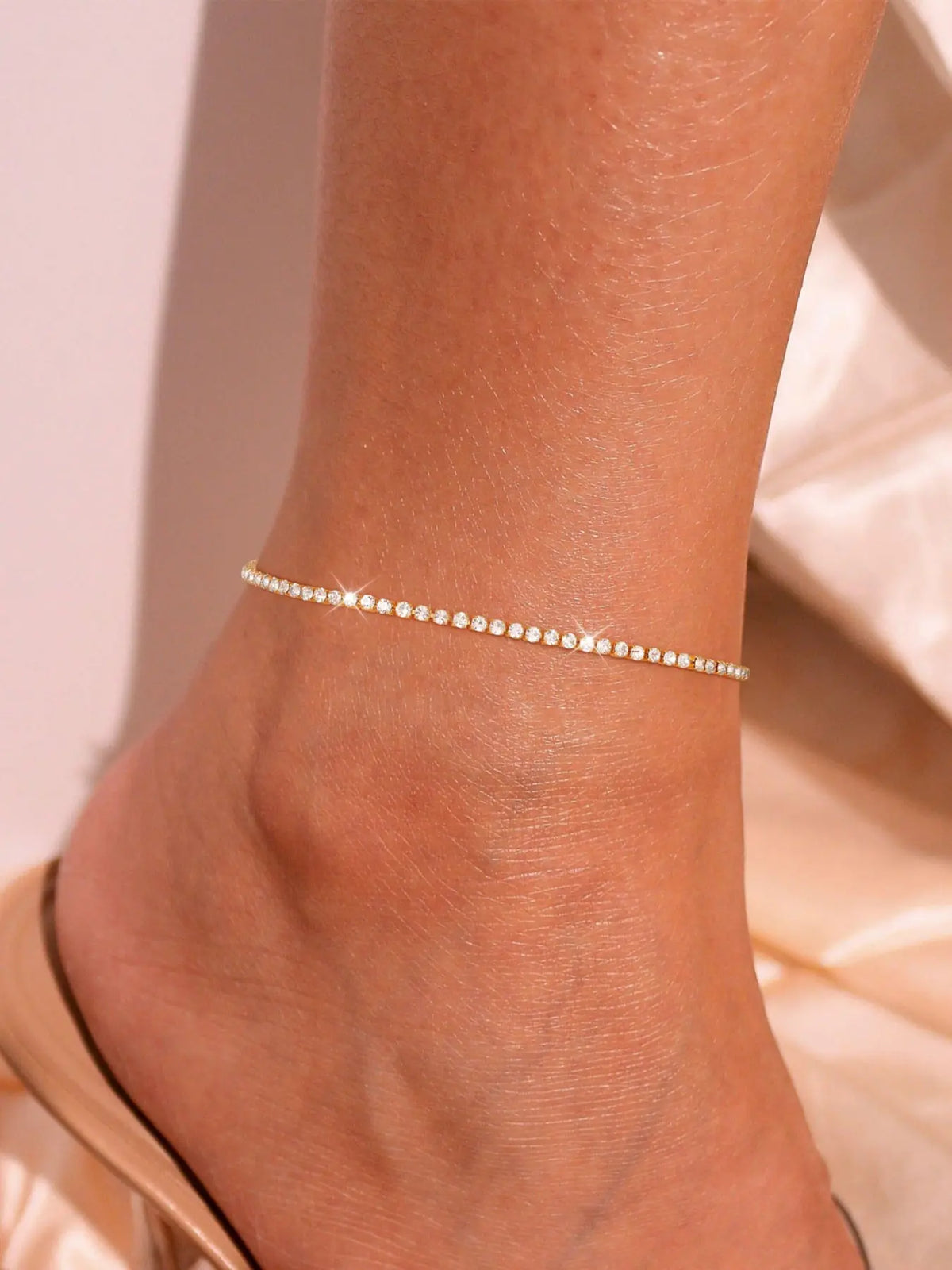 Tennis Anklet Bracelet for Women, Waterproof Layered Rhinestone Ankle Chain, Fashion Jewelry Gift, Anti-Oxidation, Dainty Layered Anklet, Trendy Jewelry, Wearable Jewelry