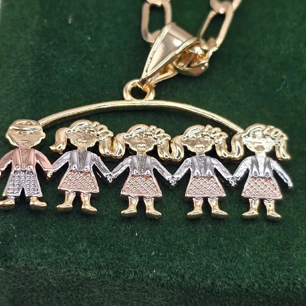 Female Mom's Pendant Necklace with 22" GP Chain, Children & Grandchildren Boy & Girl Charms, Valentine Gifts for Mom, Chain Jewelry