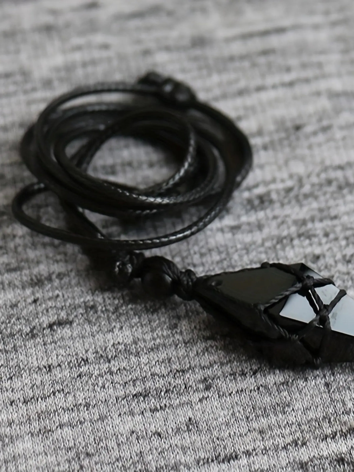 Bohemian Natural Obsidian Pendant Necklace, Unisex Adjustable Handmade Boho Style Jewelry, Casual Versatile Gift for Valentine's Day and Mother's Day, Trendy Jewellery Accessories