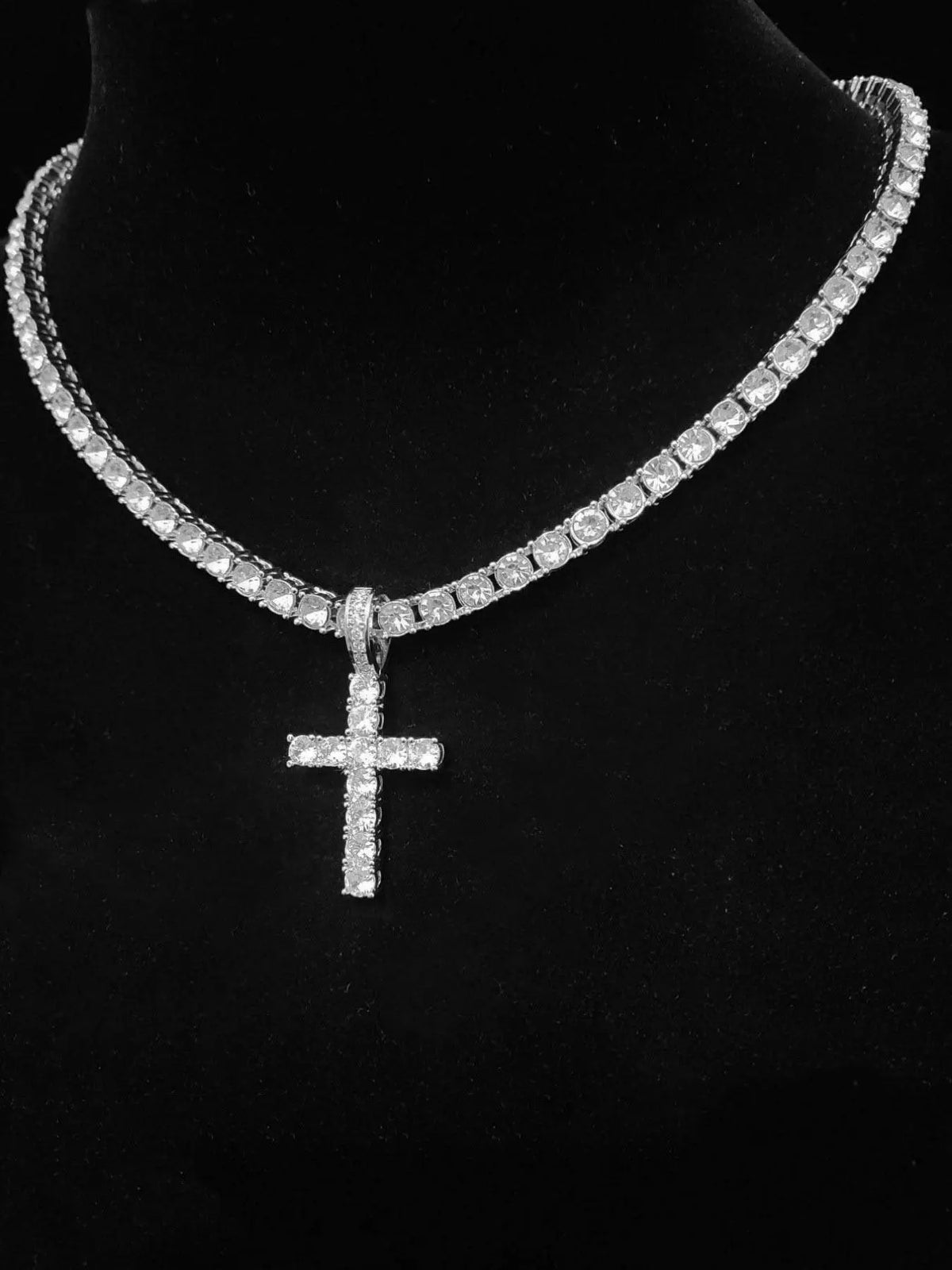 Unisex Easter Rhinestone Cross Pendant Necklace, Hip Hop Necklace, Fashion Elegant All-match Stainless Steel Jewelry Accessories