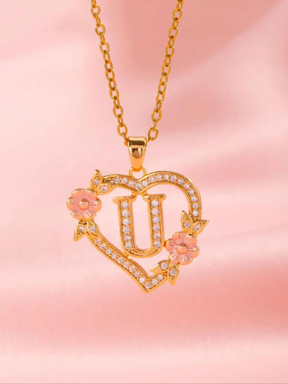 Initials Heart Shaped Pendant Necklace, Alphabet Detail Pendant, Exquisite Jewelry Gift, Rhinestone Decorated Alphabet Necklace, Artificial Zircon Decor Jewelry for Party, Daily Clothing Decor, Heart Design Jewelry, Zirconia Alphabet Pendant