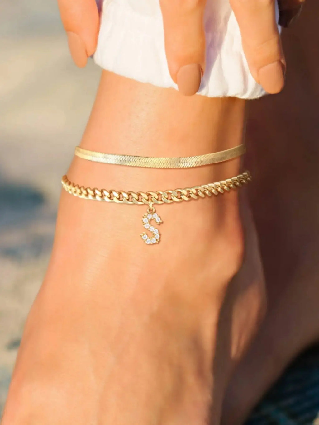 Layered Initial Anklet for Women, A-Z Letter Pendant Dainty Chain, Adjustable Personalized Summer Beach Foot Jewelry Gift for Her