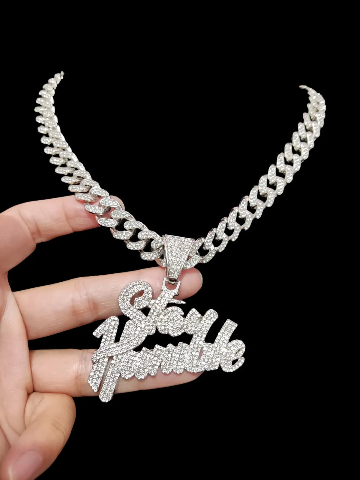 Fashion Creative Inspirational Letter Pendant Necklace, Miami Cuban Chain, Cuban Link Chains, Street Style Hip Hop Jewelry for Men Women, All Seasons Wear