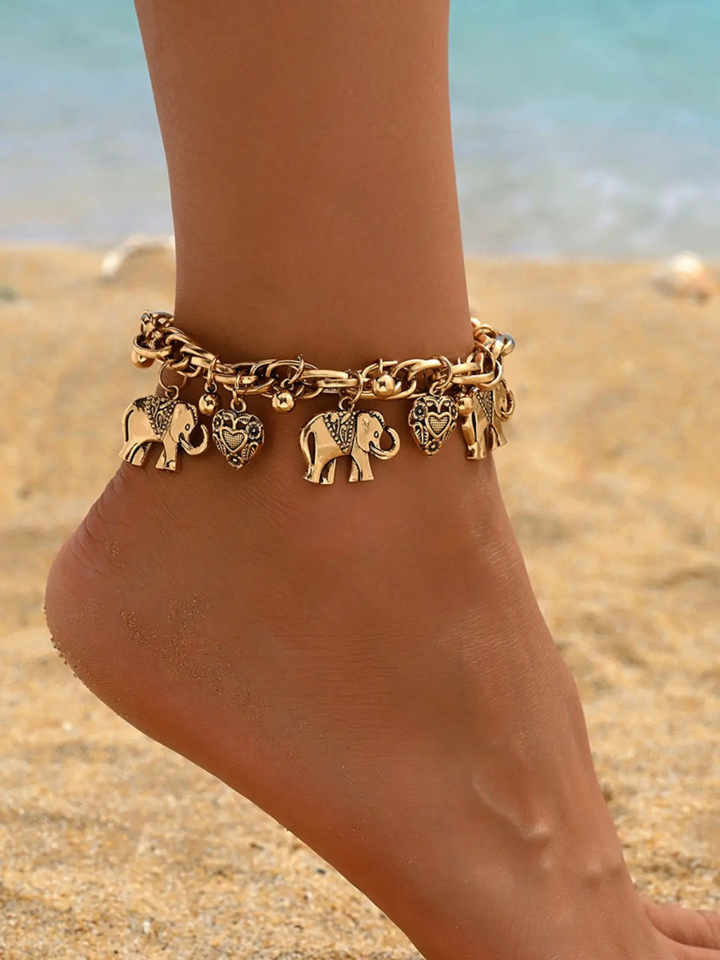 Bohemian Vintage Carved Love Heart-Shaped Elephant Bracelet, Summer Beach Jewelry, Boho Style Jewelry, Perfect for All Occasions, Ideal Gift Choice