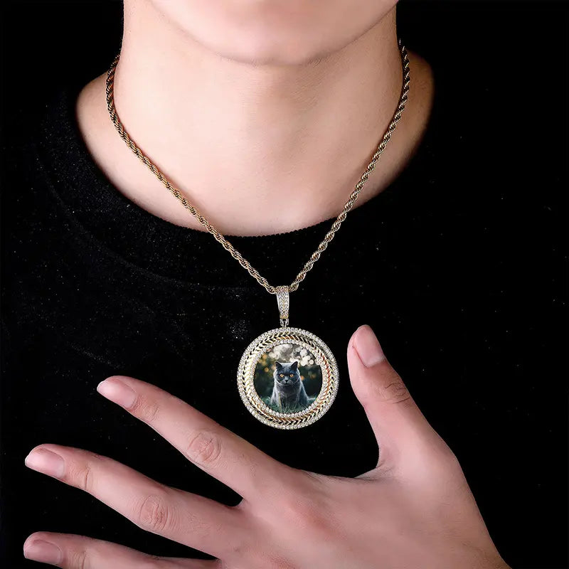 Personalized photo necklace for men and women, fashionable hip-hop angel wing pendant necklace, gift necklace for couples and mothers