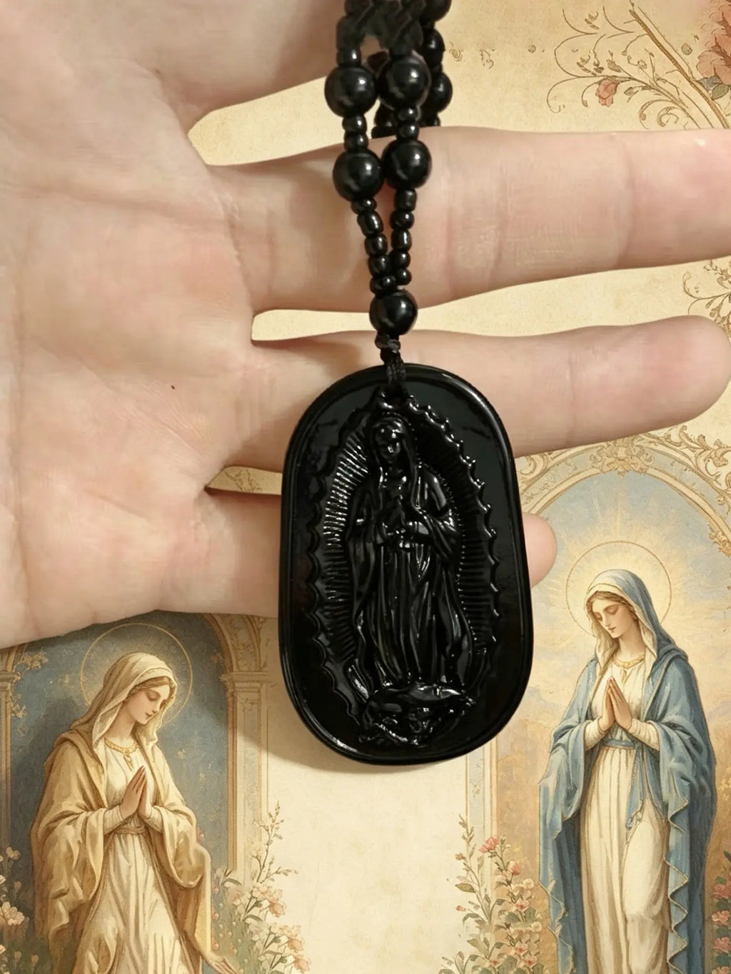 Saint Jude Pendant Necklace, Vintage Guardian Figure Carving Pendant, Gothic Atmosphere Beaded Necklace, Catholic Christian Religious Jewelry，San Judas Tadeo, Collar San Judas, Men's Necklace，Pendants of Jesus and Our Lady of Guadalupe, Catholic