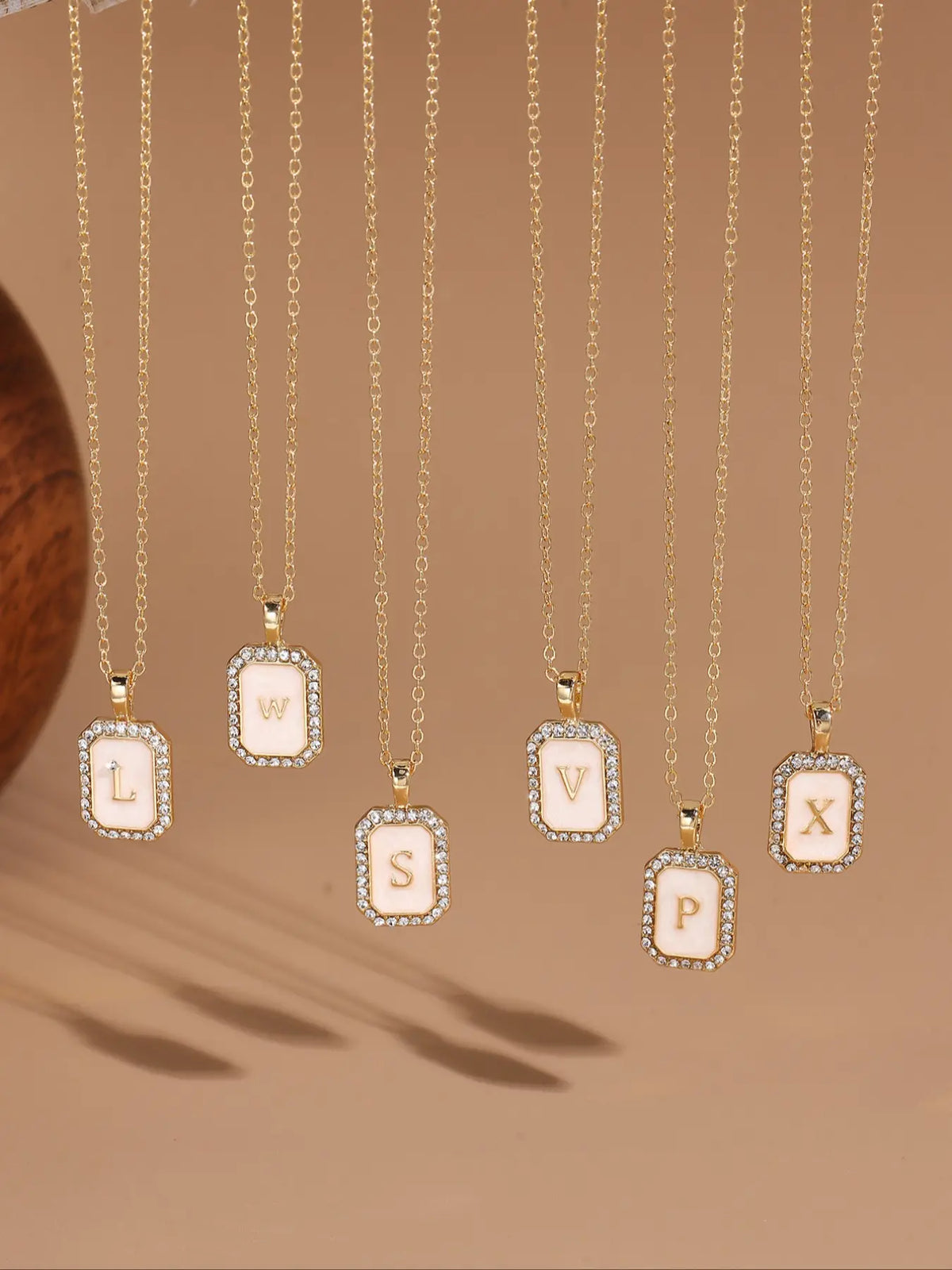 Personalized A-Z Letter Pendant Necklace for Women, Square Rhinestone Inlay, Vintage Glamorous Fashion Jewelry Gift for Her, Elegant Rhinestone Necklace, Initial Letter Necklace, Custom Initial Necklace, Alphabet Necklace