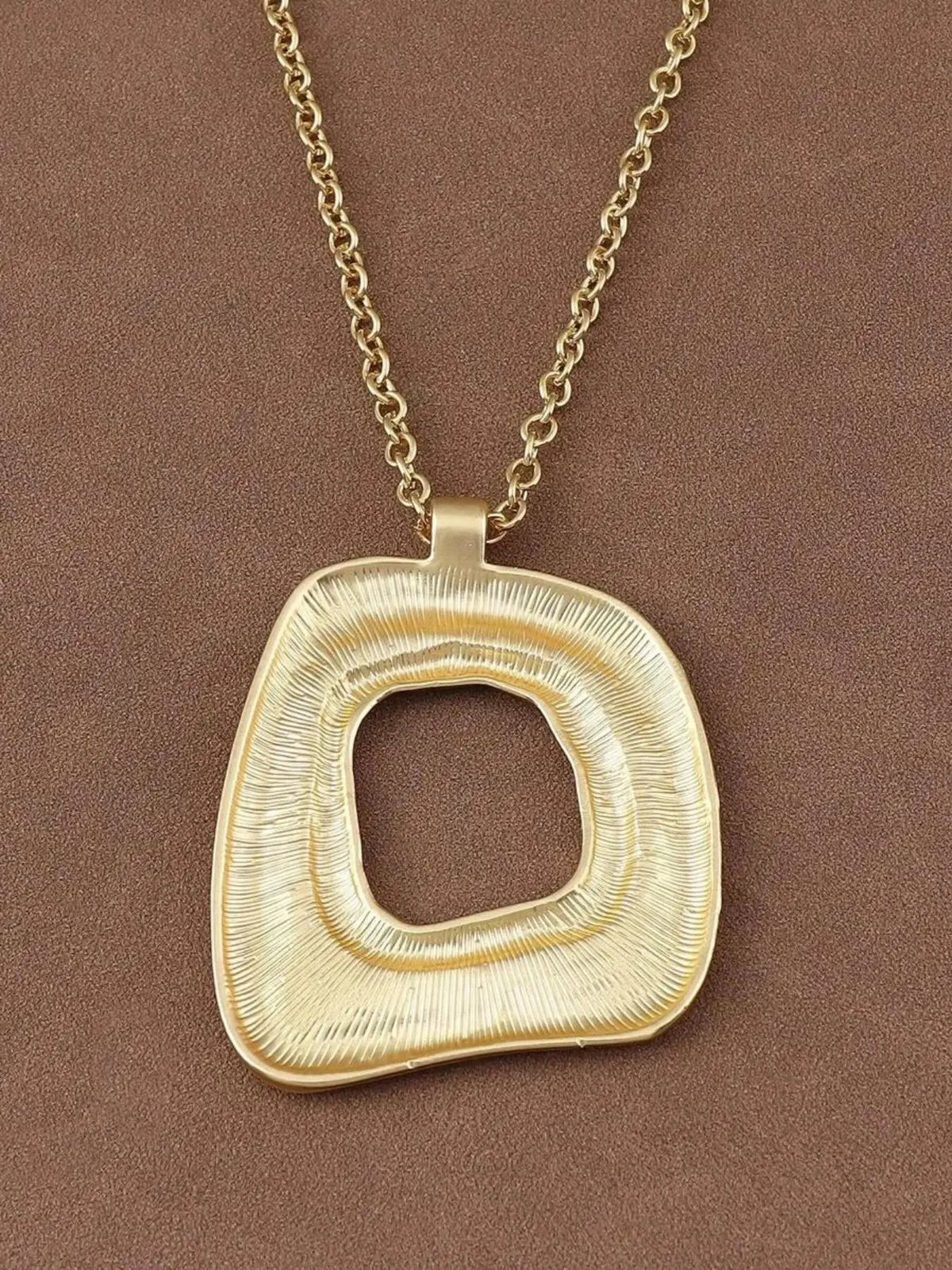 Boho Style Pendant Necklace, Large Open Design Fashionable Jewelry Accessories, Stylish Fashion Accessory, Perfect for Daily Wear & Party, Metal Chain Necklace