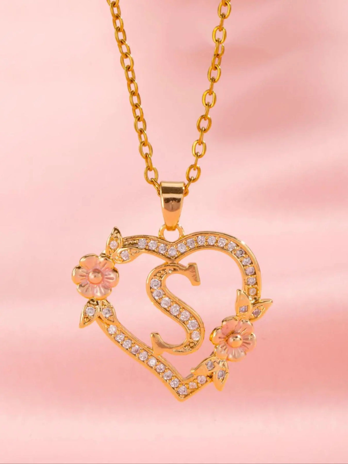Initials Heart Shaped Pendant Necklace, Alphabet Detail Pendant, Exquisite Jewelry Gift, Rhinestone Decorated Alphabet Necklace, Artificial Zircon Decor Jewelry for Party, Daily Clothing Decor, Heart Design Jewelry, Zirconia Alphabet Pendant