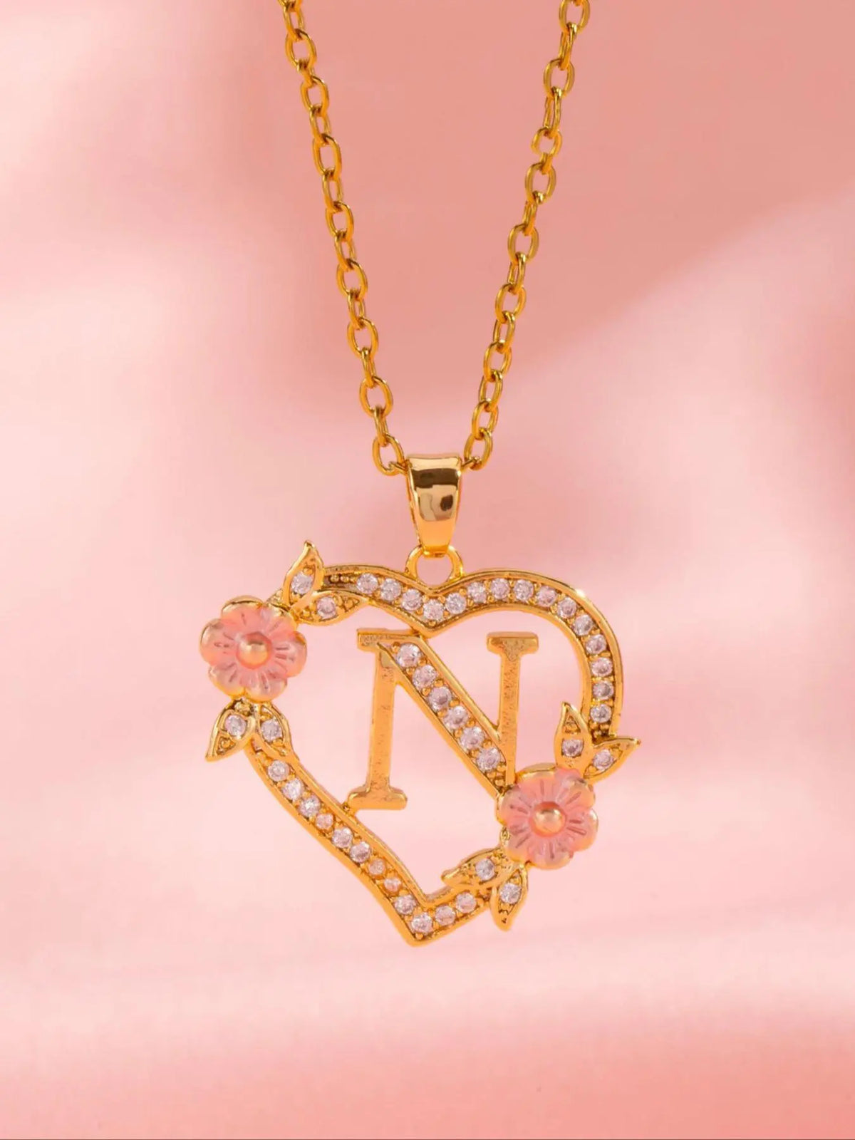 Initials Heart Shaped Pendant Necklace, Alphabet Detail Pendant, Exquisite Jewelry Gift, Rhinestone Decorated Alphabet Necklace, Artificial Zircon Decor Jewelry for Party, Daily Clothing Decor, Heart Design Jewelry, Zirconia Alphabet Pendant
