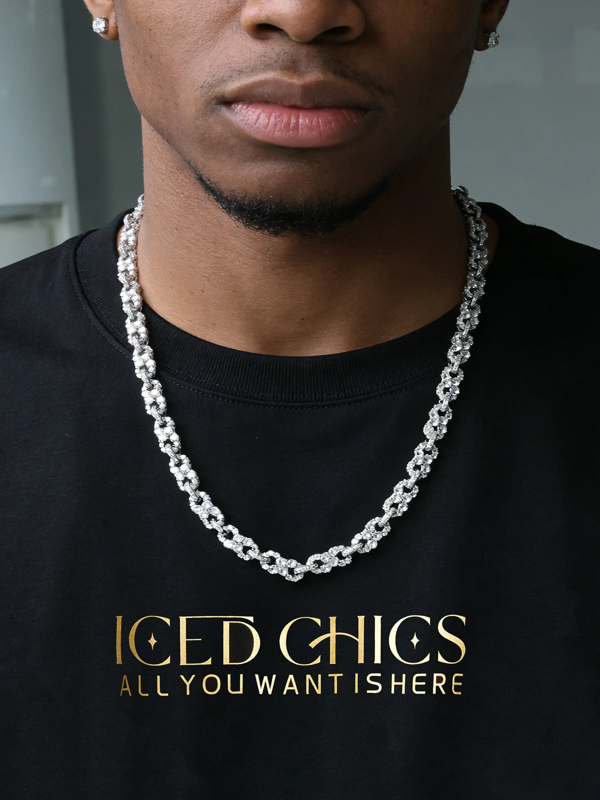 ICED CHICS Unisex Infinity 8 Symbol Fashion Necklace, Hip Hop Style, Street Style Statement Jewelry, Perfect Birthday & Festival Gift, Full Zirconia Chain, Modern Versatile Accessories, Trendy Jewelry