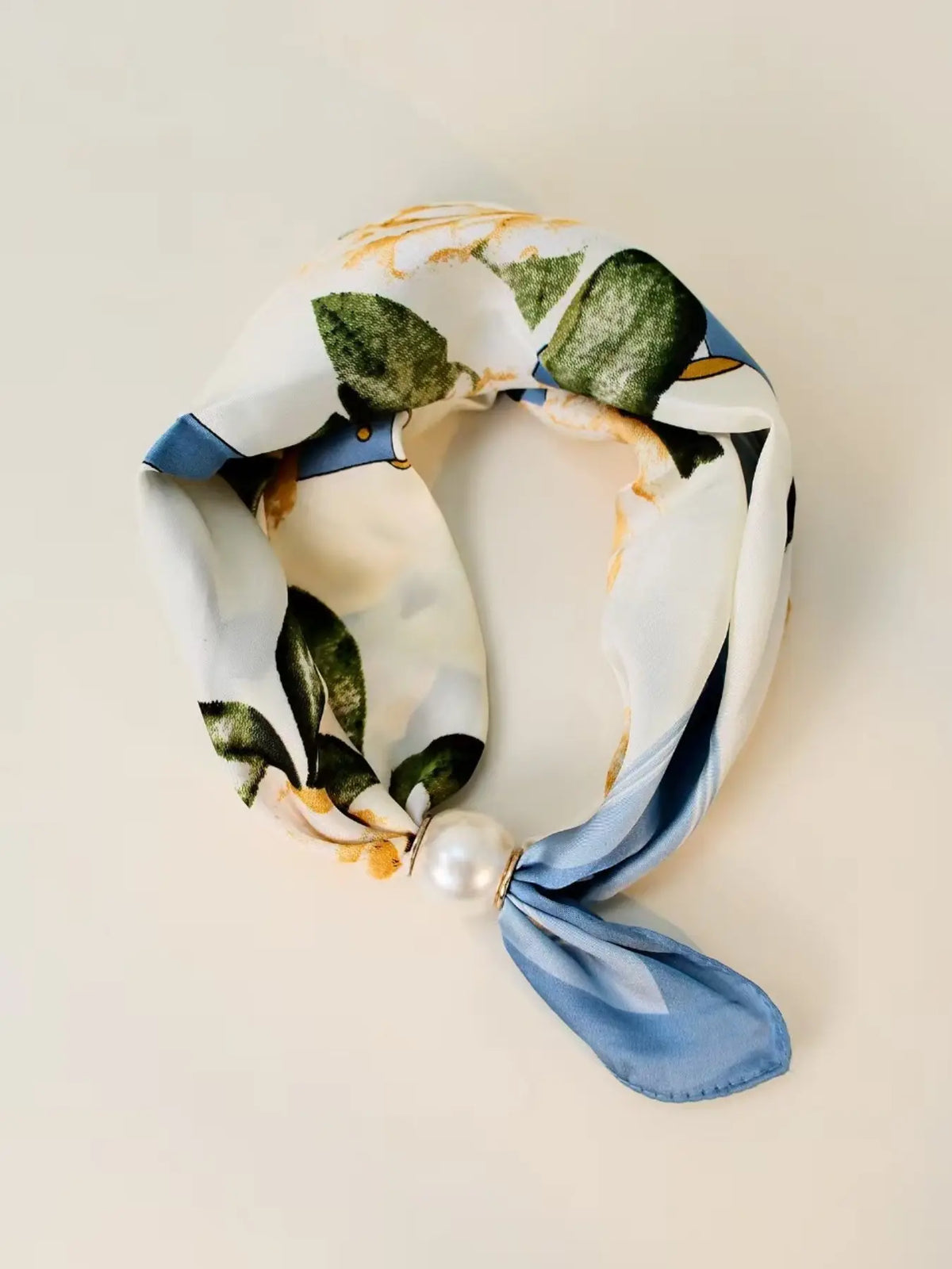 Pearl Necklace with Magnetic Buckle and Scarf Pendant, Elegant Stylish Women's Scarf for All Seasons, Fashionable Accessory for Gifts