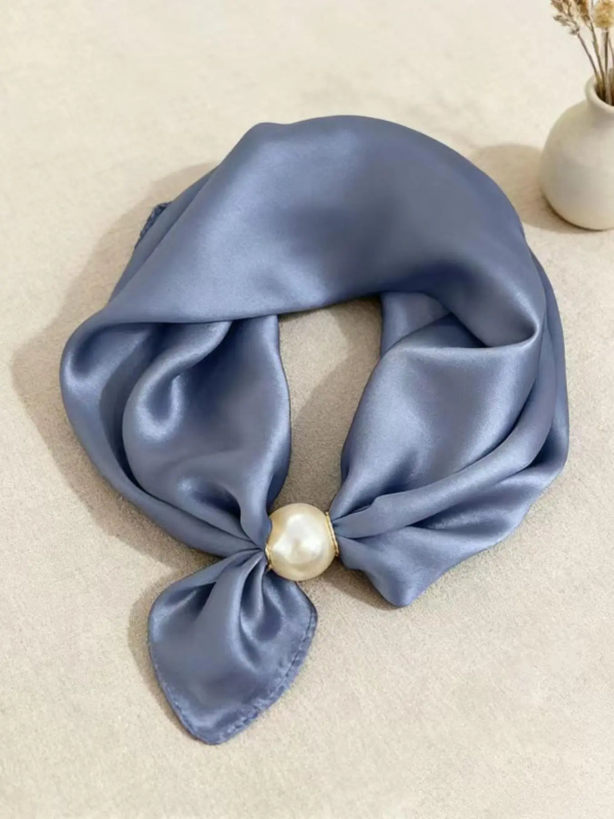 Pearl Necklace with Magnetic Buckle and Scarf Pendant, Elegant Stylish Women's Scarf for All Seasons, Fashionable Accessory for Gifts