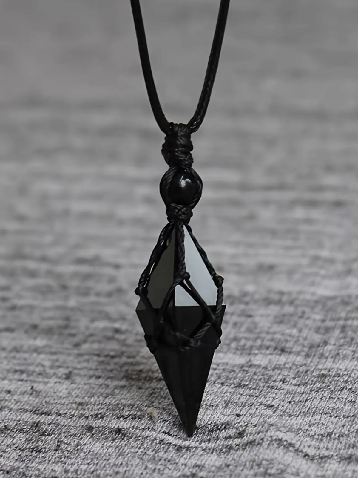 Bohemian Natural Obsidian Pendant Necklace, Unisex Adjustable Handmade Boho Style Jewelry, Casual Versatile Gift for Valentine's Day and Mother's Day, Trendy Jewellery Accessories