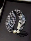 Pearl Necklace with Magnetic Buckle and Scarf Pendant, Elegant Stylish Women's Scarf for All Seasons, Fashionable Accessory for Gifts