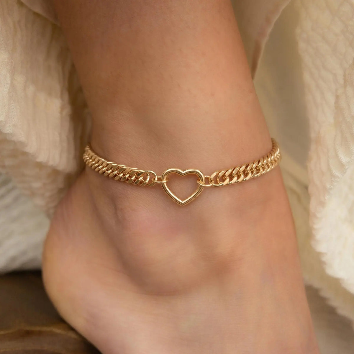 FREEKISS Gold Cuban Ankle Bracelet for Women, Double-Line Faceted Smooth Hollow Heart,Jewelry gift, Fashionable and Exquisite Women's Ankle Bracelet, Suitable for Various Occasions