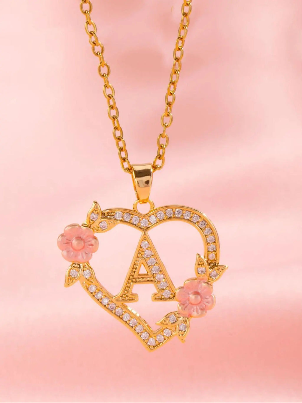 Initials Heart Shaped Pendant Necklace, Alphabet Detail Pendant, Exquisite Jewelry Gift, Rhinestone Decorated Alphabet Necklace, Artificial Zircon Decor Jewelry for Party, Daily Clothing Decor, Heart Design Jewelry, Zirconia Alphabet Pendant