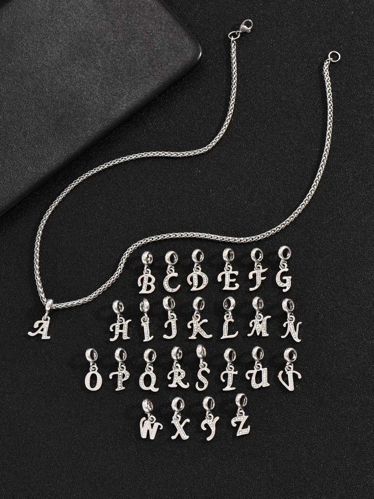 Initial Letter Detail Pendant Necklace, Fashion Stainless Steel Alphabet Jewelry for Men and Women, Trendy All-Match Exquisite Neck Accessory, for Party and Daily Wear, Birthday Gift