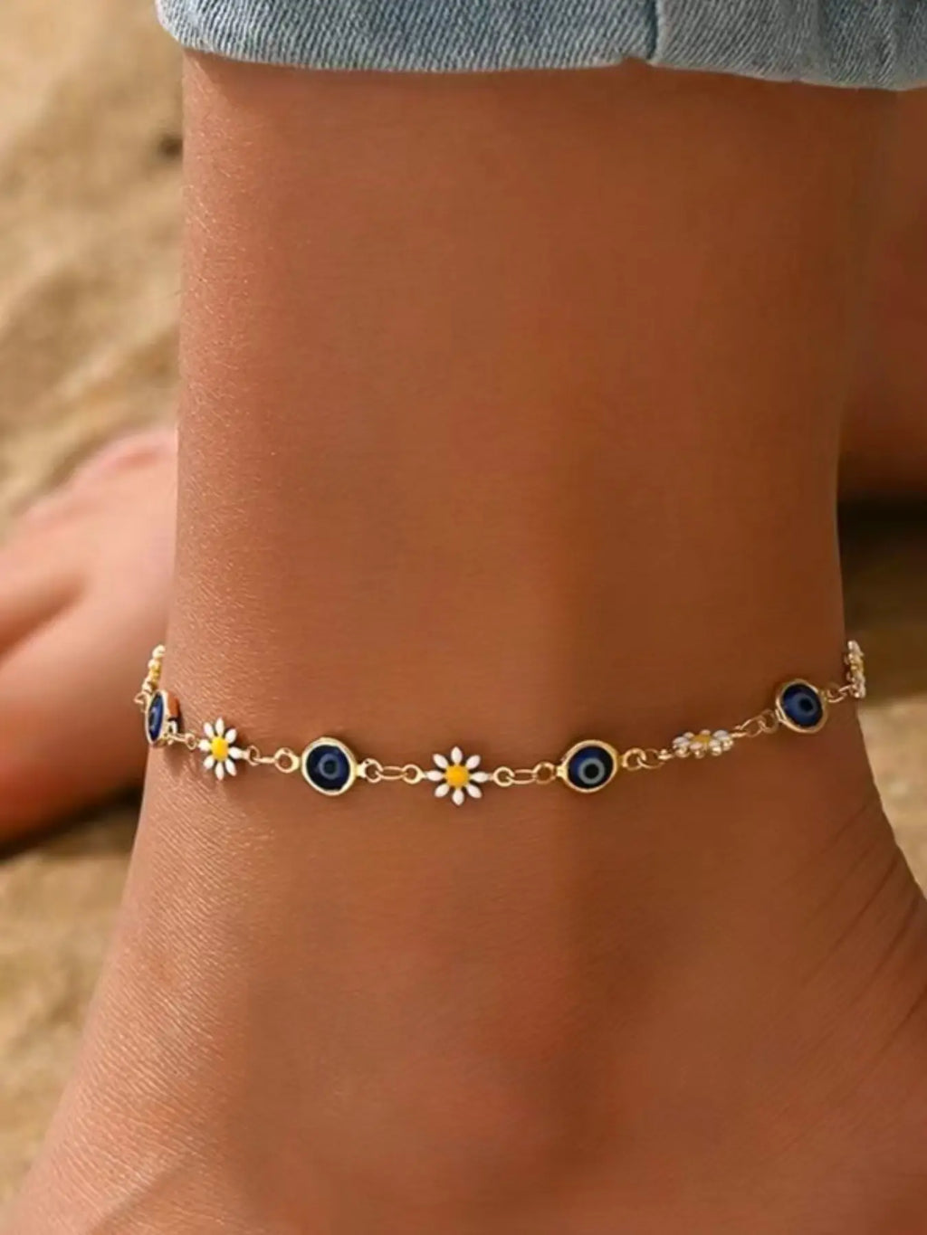 Cute Daisy Devil Eye Anklet for Men and Women, Simple and Elegant Design, Perfect for Daily Wear, Festivals, Parties, Fashionable Jewelry Accessories