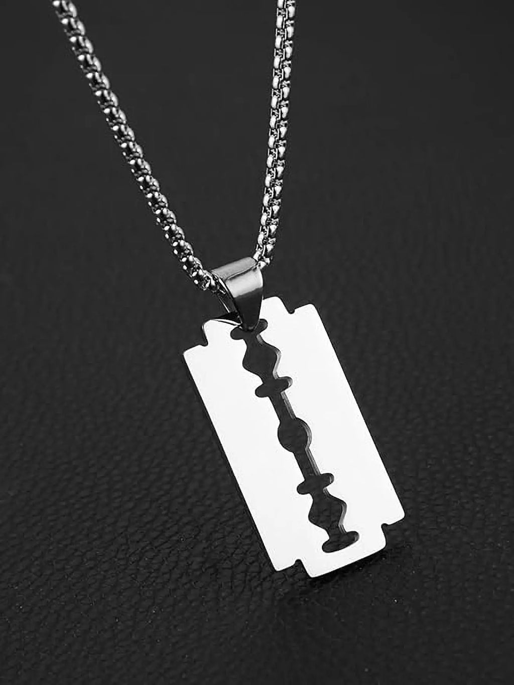 Hiphop Razor Pendant Necklace, Fashion Necklace, Cool Hiphop Style Streetwear Statement Jewelry Gift, Unique Trendy Sweater Chain, Cuban Link Design Chain, Stainless Steel Necklaces, Casual All Seasons