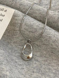 French Simple Daily Commute Versatile Irregular Hollow Water Drop Pendant Stainless Steel Fashion Accessory Necklace, Unisex Fashion Design Jewelry, Minimalist Chain Necklaces